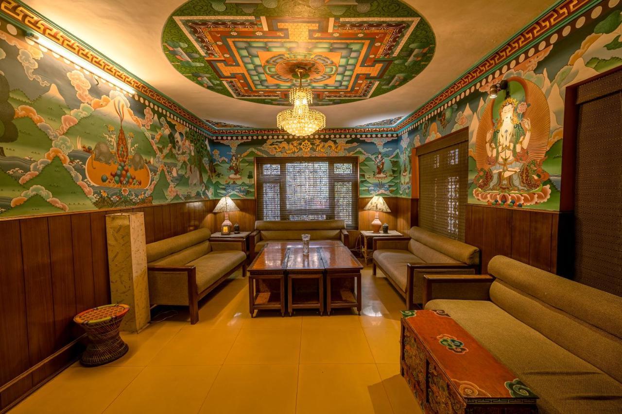 Hotel Ganesh Himal Katmandu Zewnętrze zdjęcie