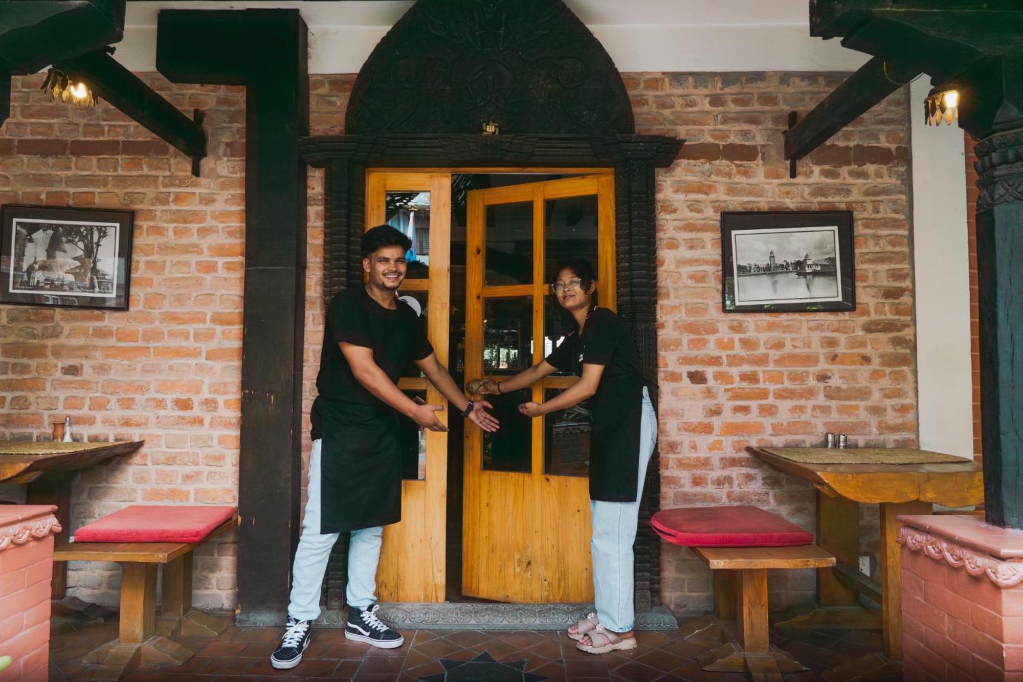 Hotel Ganesh Himal Katmandu Zewnętrze zdjęcie
