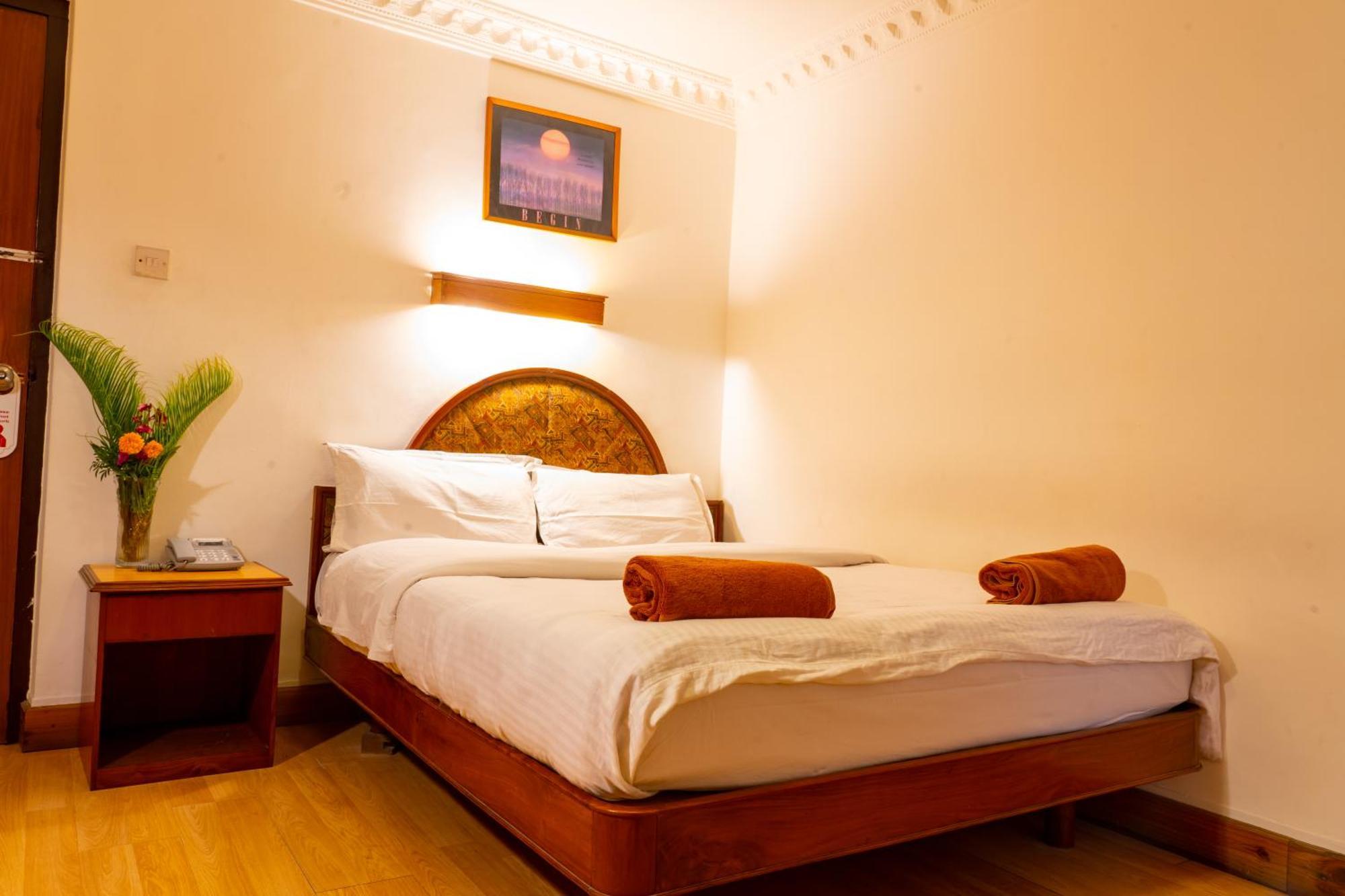 Hotel Ganesh Himal Katmandu Zewnętrze zdjęcie