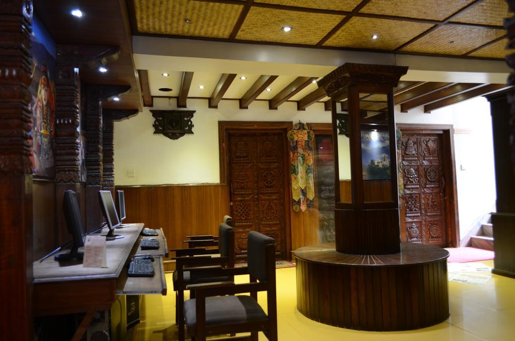 Hotel Ganesh Himal Katmandu Zewnętrze zdjęcie